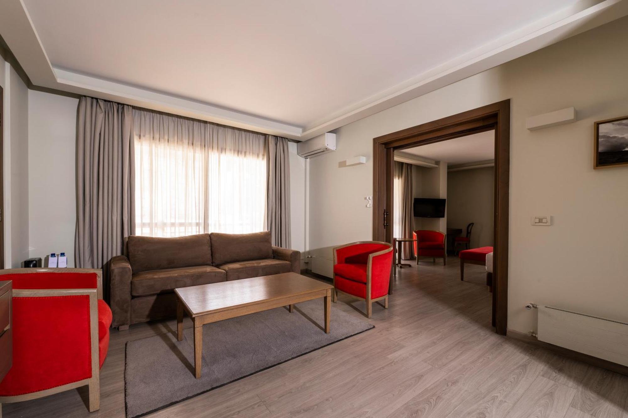 Intercontinental Mzaar Lebanon Mountain Resort & Spa By Ihg Mzaar Kfardebian Экстерьер фото